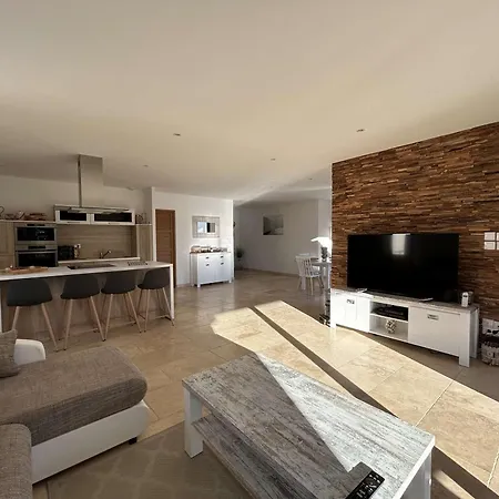Feriehus Moderne Avec Piscine Privee, Climatisee, Proche Centre Pont D'arc - Fr-1-382-216