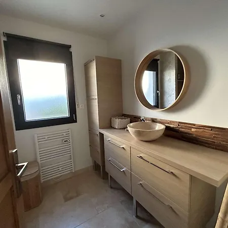 Feriehus Moderne Avec Piscine Privee, Climatisee, Proche Centre Pont D'arc - Fr-1-382-216
